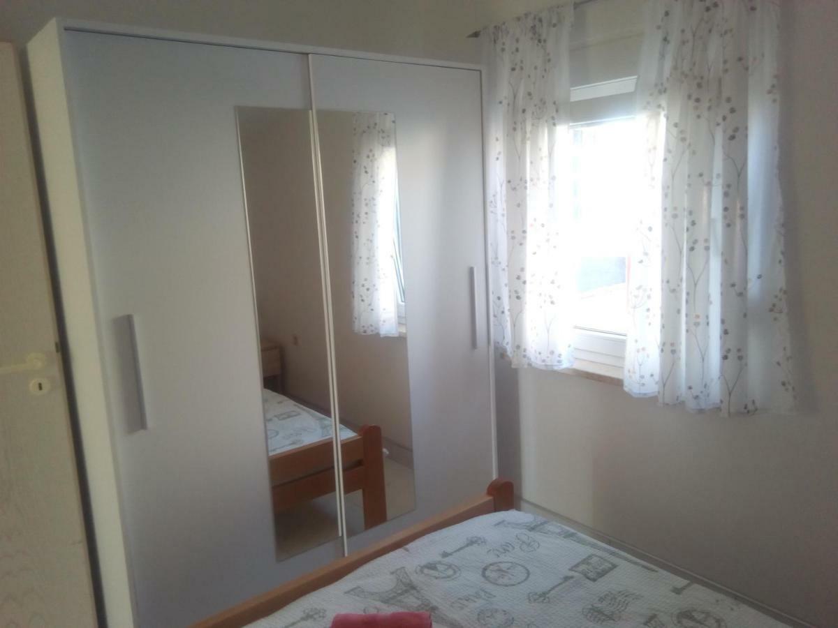 Apartmani Fran ヴィル エクステリア 写真