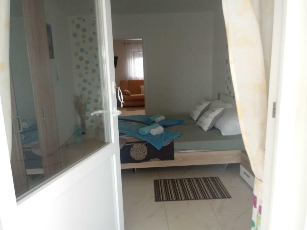 Apartmani Fran ヴィル エクステリア 写真