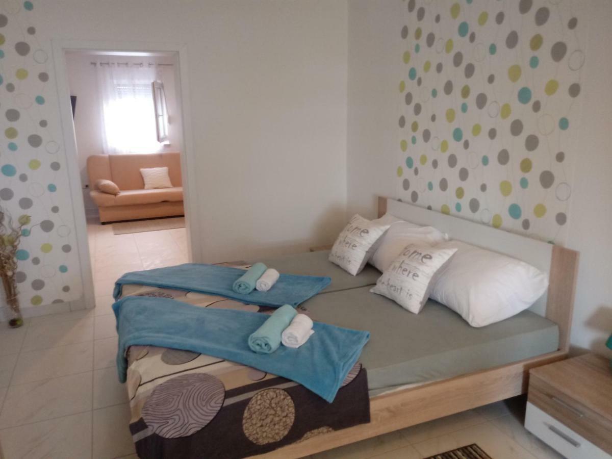 Apartmani Fran ヴィル エクステリア 写真
